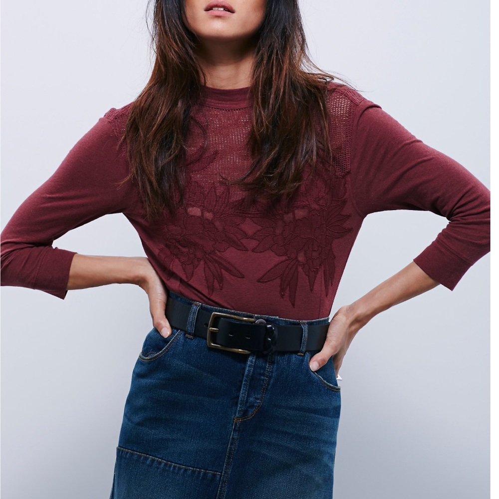 NEW FREE PEOPLE TEE